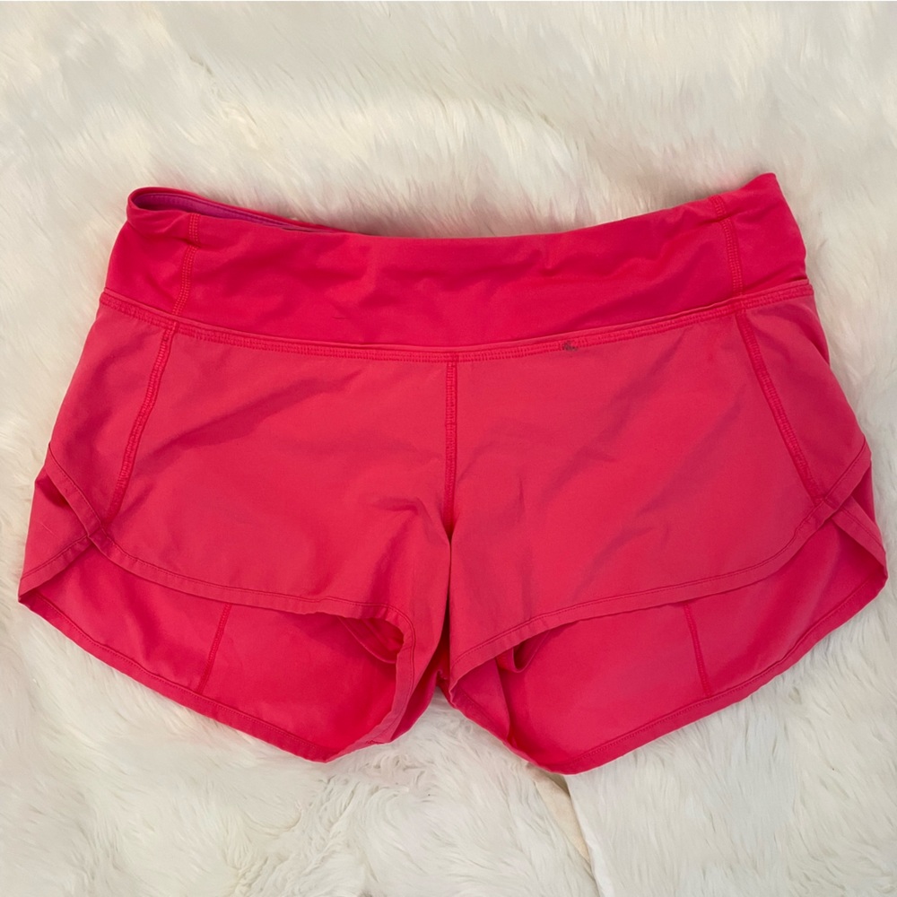 LULULEMON | women's 2.5" speed up lowrise shorts | size 6
